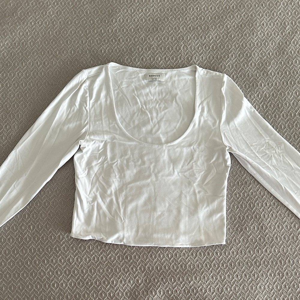 Aritzia BABATON White Long Sleeve Crop Top